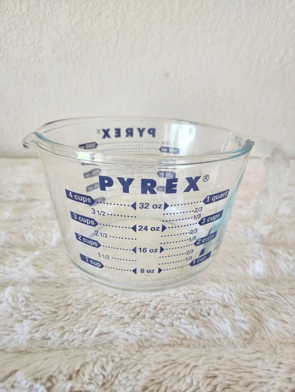 Pyrex preowned vintage
